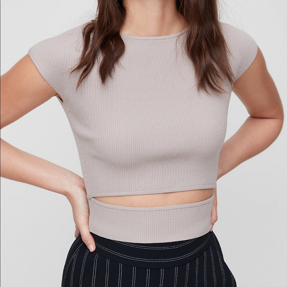 Aritizia Yacine Top in Dark Grey